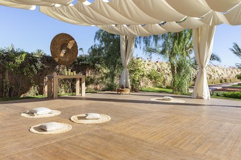 Domaine Des Remparts Hotel & Spa