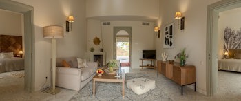 Domaine Des Remparts Hotel & Spa