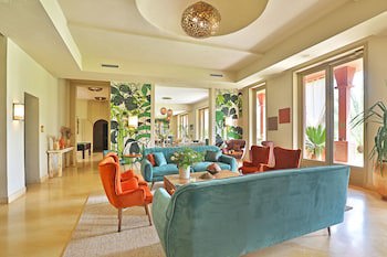 Domaine Des Remparts Hotel & Spa