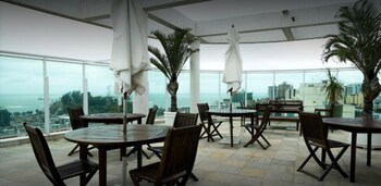 Golden Tulip Macae