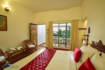 Beach And Lake Ayurvedic Resort