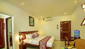 Beach And Lake Ayurvedic Resort