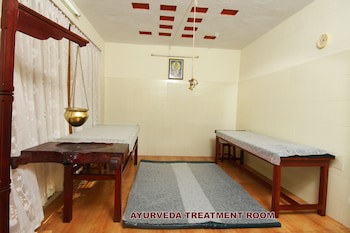 Beach And Lake Ayurvedic Resort