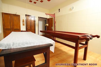 Beach And Lake Ayurvedic Resort