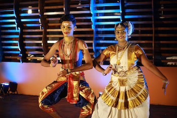 Beach And Lake Ayurvedic Resort