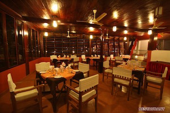 Beach And Lake Ayurvedic Resort