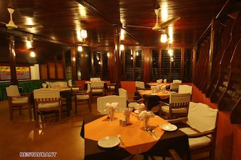 Beach And Lake Ayurvedic Resort
