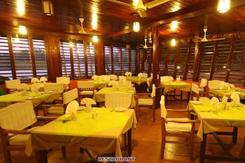 Beach And Lake Ayurvedic Resort
