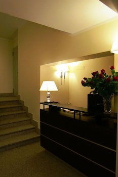 The Strand Hotel fotoğrafı