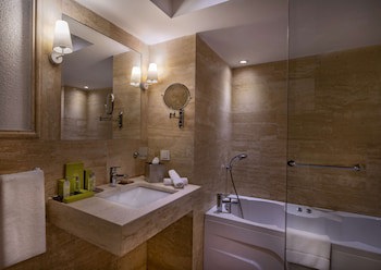 DoubleTree by Hilton Bodrum Marina Vista galeri fotoğrafı