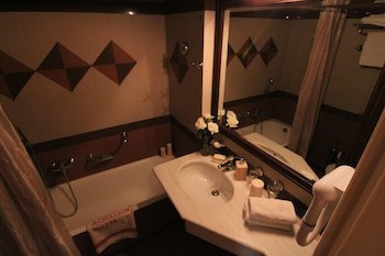 Achillion Hotel