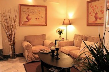 Achillion Hotel
