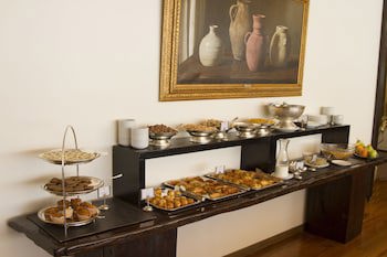 El Casco Art Hotel