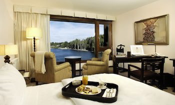El Casco Art Hotel