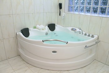Galaxy Art Hotel