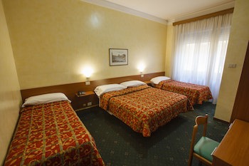 Hotel Adriatic galeri fotoğrafı