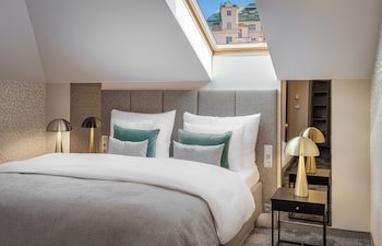 Maestro by Adrez galeri fotoğrafı