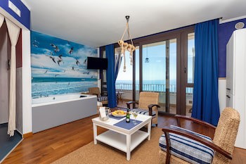 Hotel Kalura galeri fotoğrafı