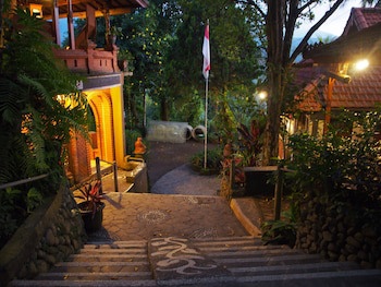 Puri Lumbung Cottages, Restaurant & Spa