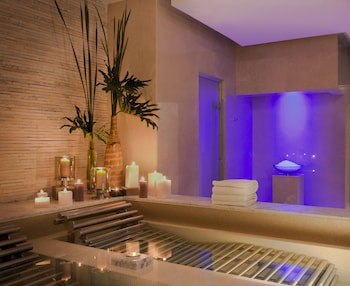 Four Seasons Hotel Mumbai