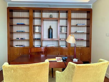 Four Seasons Hotel Mumbai