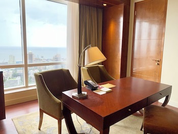 Four Seasons Hotel Mumbai