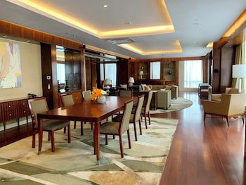 Four Seasons Hotel Mumbai