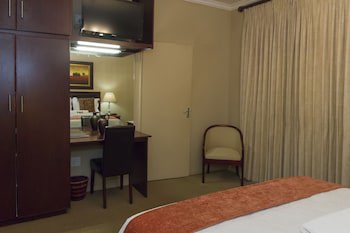Bayswater Lodge