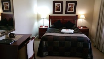 Bayswater Lodge