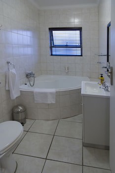 Bayswater Lodge