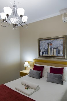 Bayswater Lodge