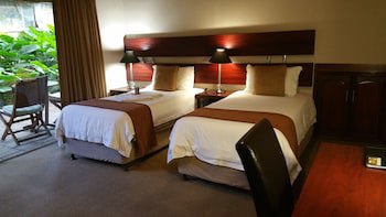 Bayswater Lodge