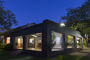 Bayswater Lodge