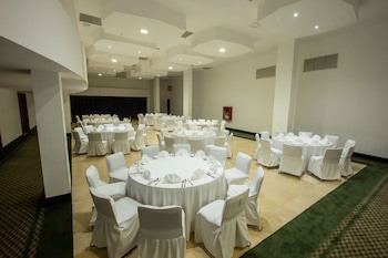 Holiday Inn Express Nuevo Laredo, An Ihg Hotel