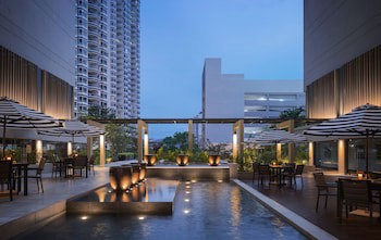 G Hotel Gurney