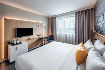 Courtyard By Marriott Prague Airport