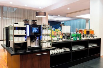 Courtyard By Marriott Prague Airport