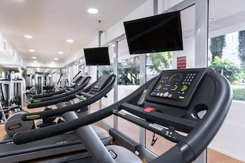 Courtyard By Marriott Prague Airport
