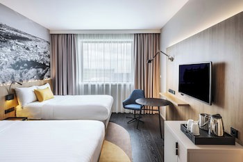 Courtyard By Marriott Prague Airport