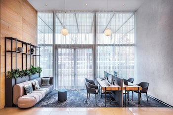 Courtyard By Marriott Prague Airport