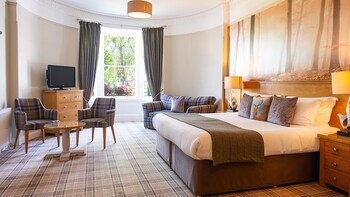 The Glen Mhor Hotel And Uile-Bheist Brewery & Distillery