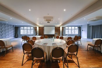 The Glen Mhor Hotel And Uile-Bheist Brewery & Distillery