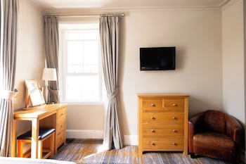The Glen Mhor Hotel And Uile-Bheist Brewery & Distillery