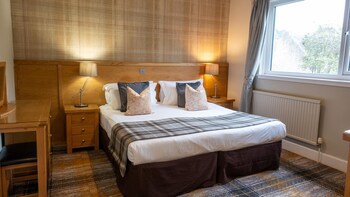 The Glen Mhor Hotel And Uile-Bheist Brewery & Distillery
