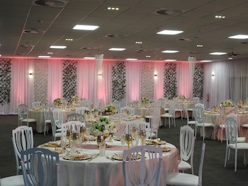 Fiesta Royale Hotel
