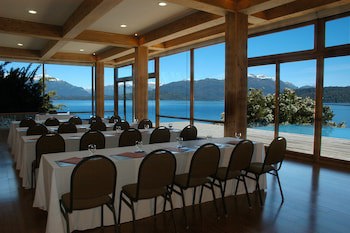 Correntoso Lake & River Hotel