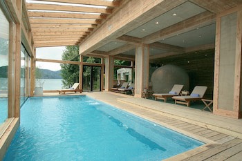 Correntoso Lake & River Hotel