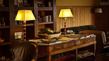 Correntoso Lake & River Hotel