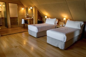 Correntoso Lake & River Hotel