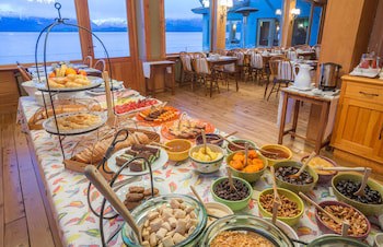 Correntoso Lake & River Hotel